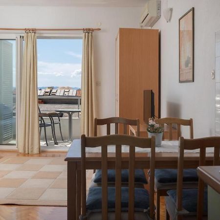 Apartmani Vela Tučepi Exteriér fotografie